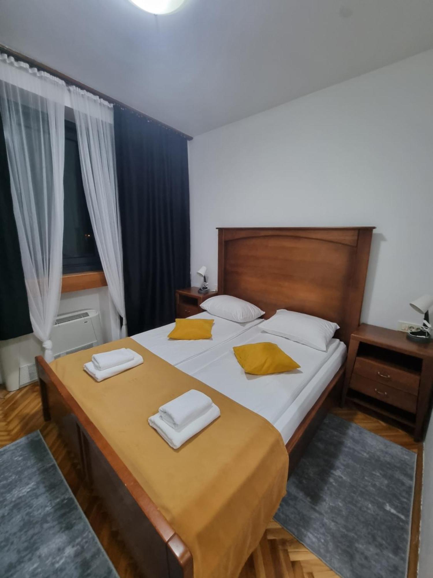 Hotel Paviljon Bihać Buitenkant foto